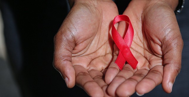 5 Fragen – 5 Antworten zu HIV und Aids